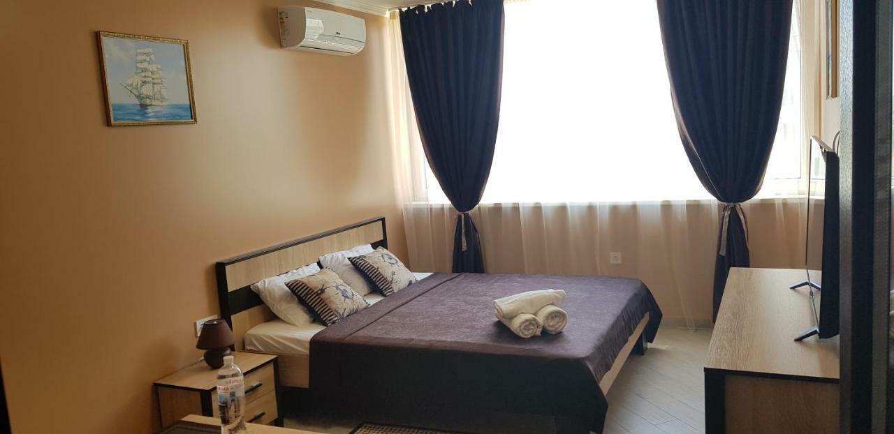 7 Days Apartments Апартаменты В Затоке زاتوكا المظهر الخارجي الصورة