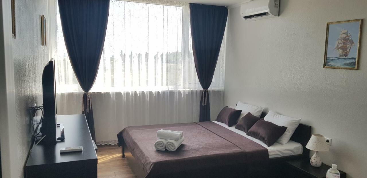 7 Days Apartments Апартаменты В Затоке زاتوكا المظهر الخارجي الصورة